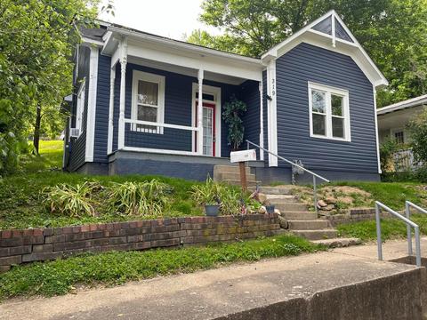 319 Elizabeth St, Nelsonville, OH 45764