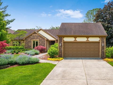 6960 Bonnie Brae Ln, Columbus, OH 43235