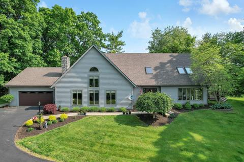127 Bryn Du Dr, Granville, OH 43023
