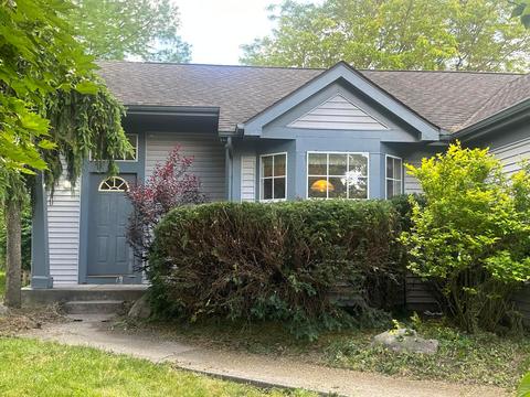 2041 Ramblewood Ave, Columbus, OH 43235