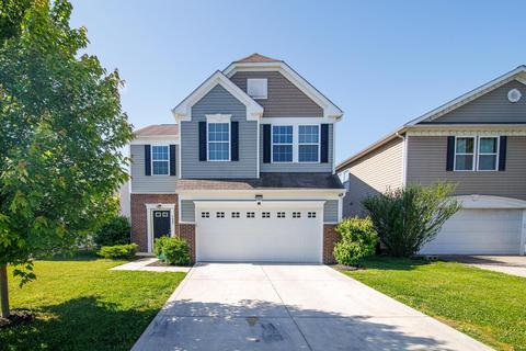 5489 Village Grove Ln, Canal Winchester, OH 43110