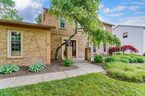 1221 Langston Dr, Columbus, OH 43220