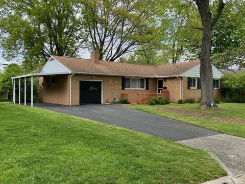 390 Crandall Dr, Worthington, OH 43085