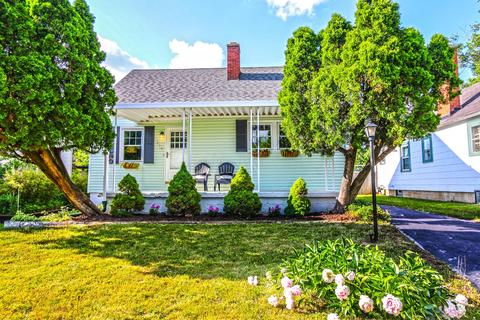 574 Tibet Rd, Columbus, OH 43202