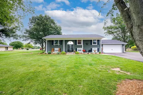 3740 Ronda Ct, Springfield, OH 45502