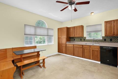 1020 W Washington St, Baltimore, OH 43105 photo 2