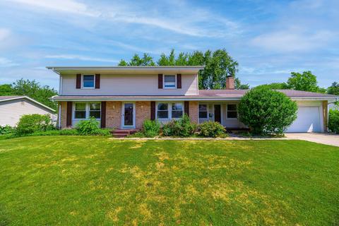 1010 Champagne Dr, Marion, OH 43302