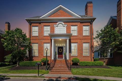 4017 Chelsea Grn E, New Albany, OH 43054
