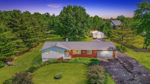 110 Ginder Rd NE, Lancaster, OH 43130
