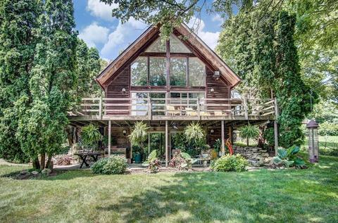 4630 Delaware St, Delaware, OH 43015
