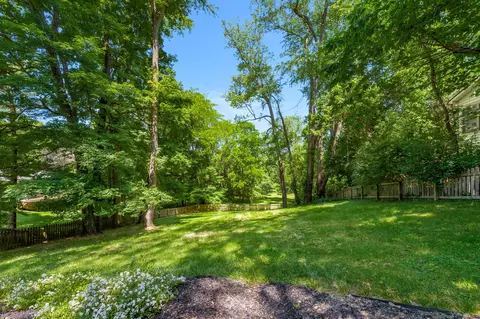 27 Miller Ave, Granville, OH 43023