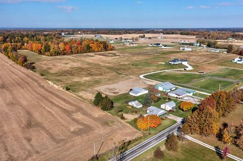 3854 S County Line Rd, Johnstown, OH 43031