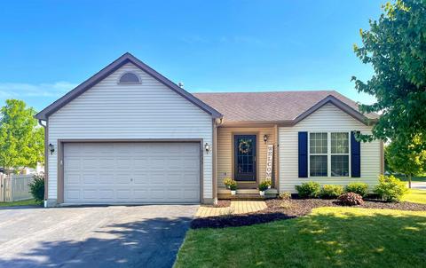 9133 Longstone Dr, Lewis Center, OH 43035