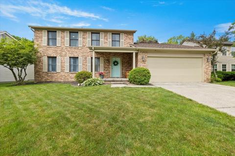 6891 Sparrow Ln, Columbus, OH 43235