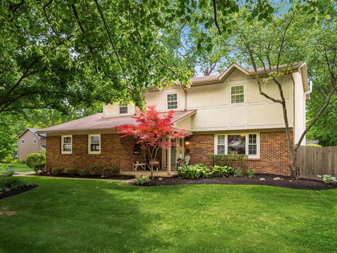 8225 Fairway Dr, Columbus, OH 43235
