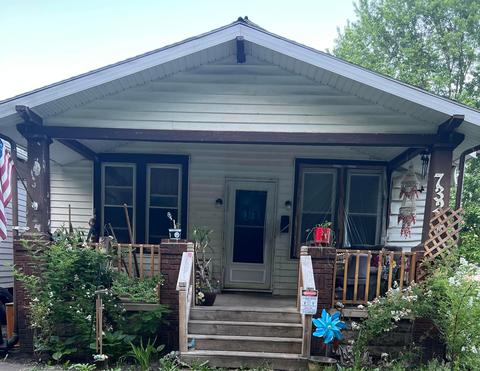 732 Woodlawn Ave, Zanesville, OH 43701