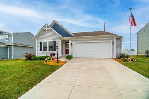 1745 Dickson Dr, Marysville, OH 43040