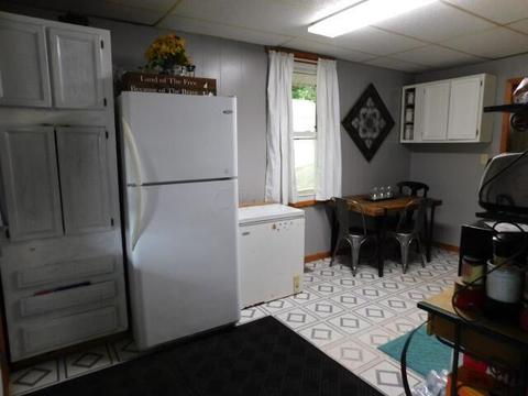 573 West St, Logan, OH 43138 photo 6