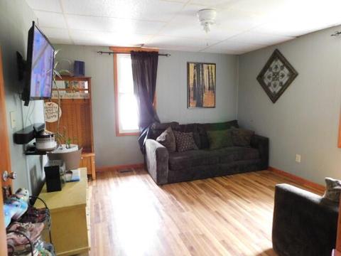 573 West St, Logan, OH 43138 photo 7