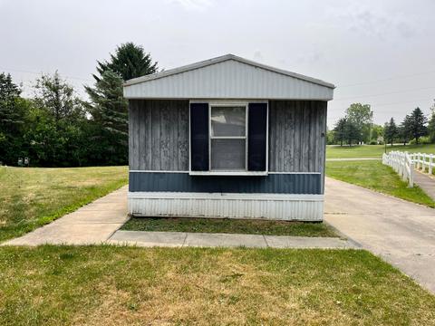 122 Harold Dr, Ashland, OH 44805