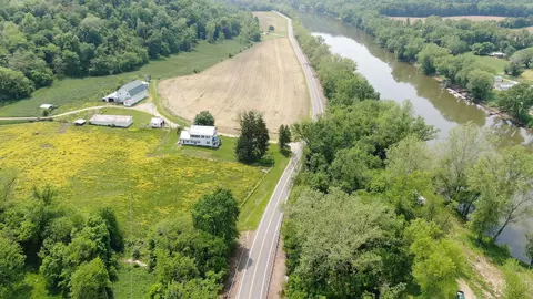 530 S Riverside State Route 376 Dr, Mcconnelsville, OH 43756