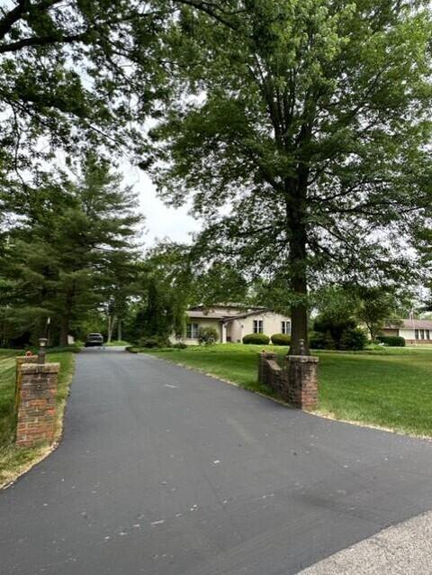 11804 Woodbridge Ln NW, Baltimore, OH 43105