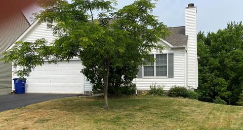 2928 Oak Forest Dr, Grove City, OH 43123