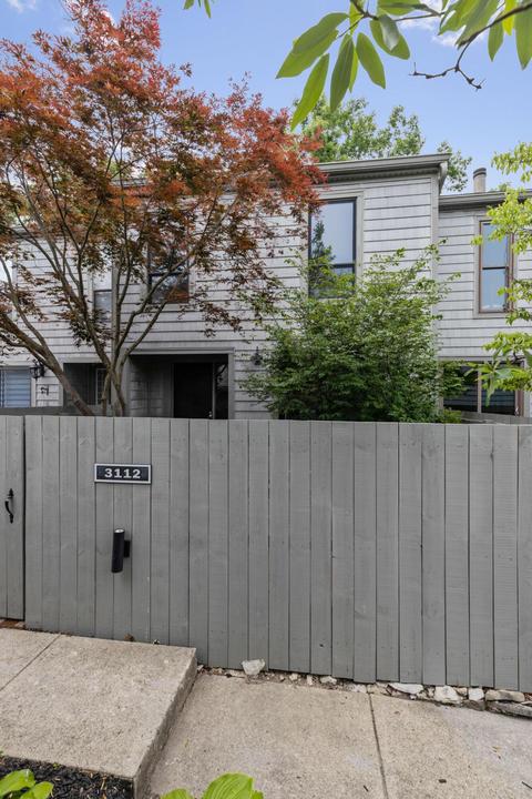 3112 Walden Ravines, Columbus, OH 43221
