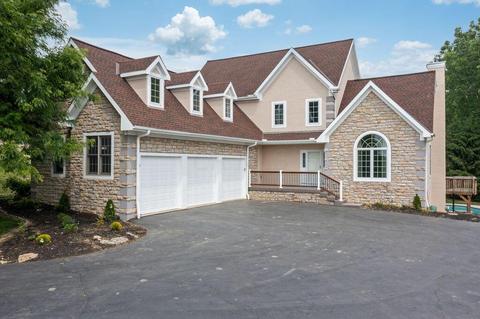 5559 Riverside Dr, Delaware, OH 43015