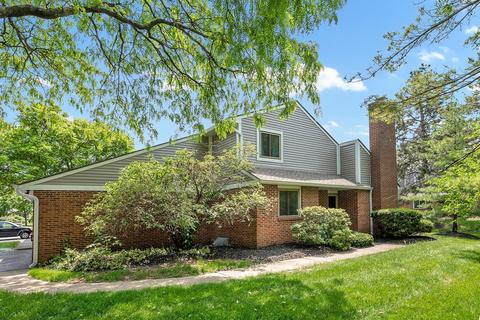 115 Corbins Mill Dr, Dublin, OH 43017