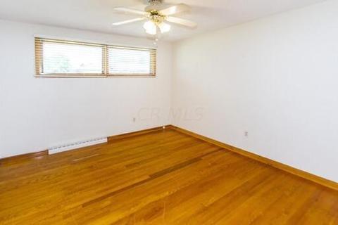 1739 Montego Dr, Springfield, OH 45503 photo 10