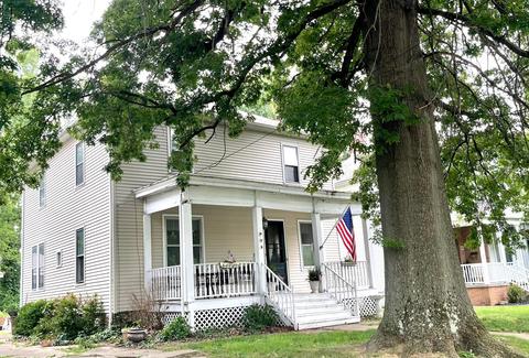 934 Locust Ave, Zanesville, OH 43701