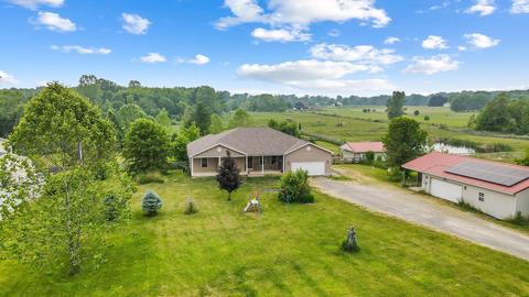 2919 Larimore Rd, Mount Vernon, OH 43050
