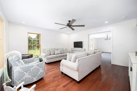 4220 Bell Station Rd, Circleville, OH 43113 photo 8