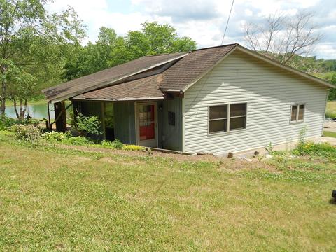 322 New England Hill Rd SE, Shawnee, OH 43782