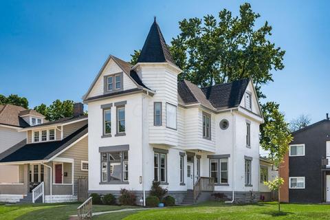 881 S Champion Ave, Columbus, OH 43206