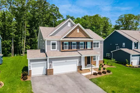 8874 Glacier Pointe Dr, Plain City, OH 43064