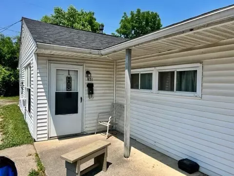 869-871 Derrer Rd, Columbus, OH 43204