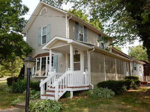 206 Middle St, Danville, OH 43014