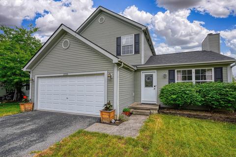 2026 Queens Meadow Ln, Grove City, OH 43123