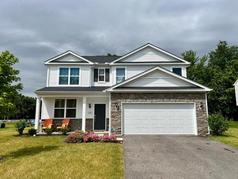 1130 Lake Forest Dr, Hebron, OH 43025