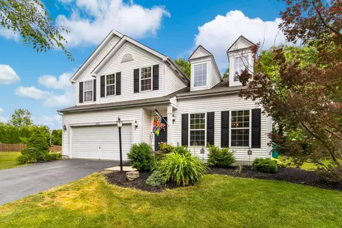 400 Rocky Springs Dr, Blacklick, OH 43004