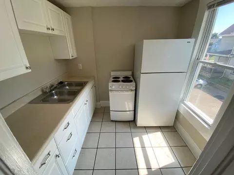 403 Maple Ave, Newark, OH 43055 photo 3