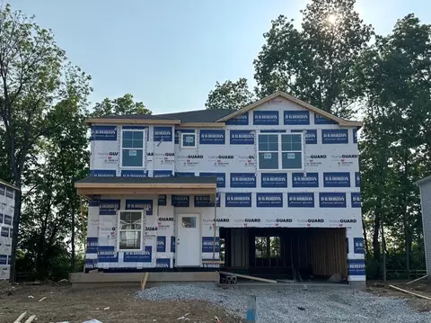 305 Creek View Dr, Commercial Point, OH 43116
