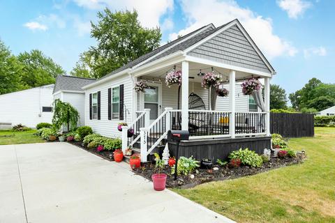 375 N Main St, Johnstown, OH 43031