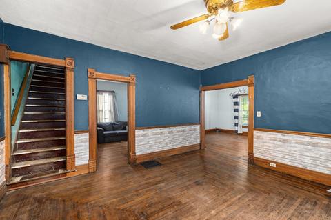 413 W Pearl St, Willard, OH 44890 photo 7