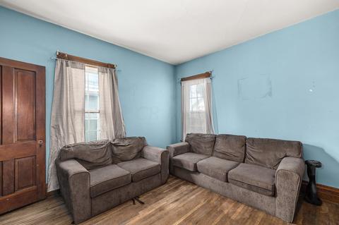 413 W Pearl St, Willard, OH 44890 photo 10