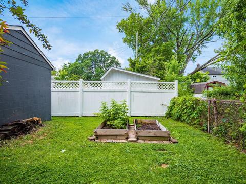 156 E Pacemont Rd, Columbus, OH 43202 photo 38