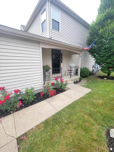 2537 Dahlia Way #27D, Columbus, OH 43235