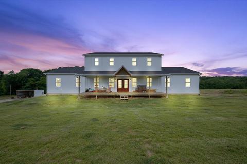 5678 Township Road 140, Somerset, OH 43783